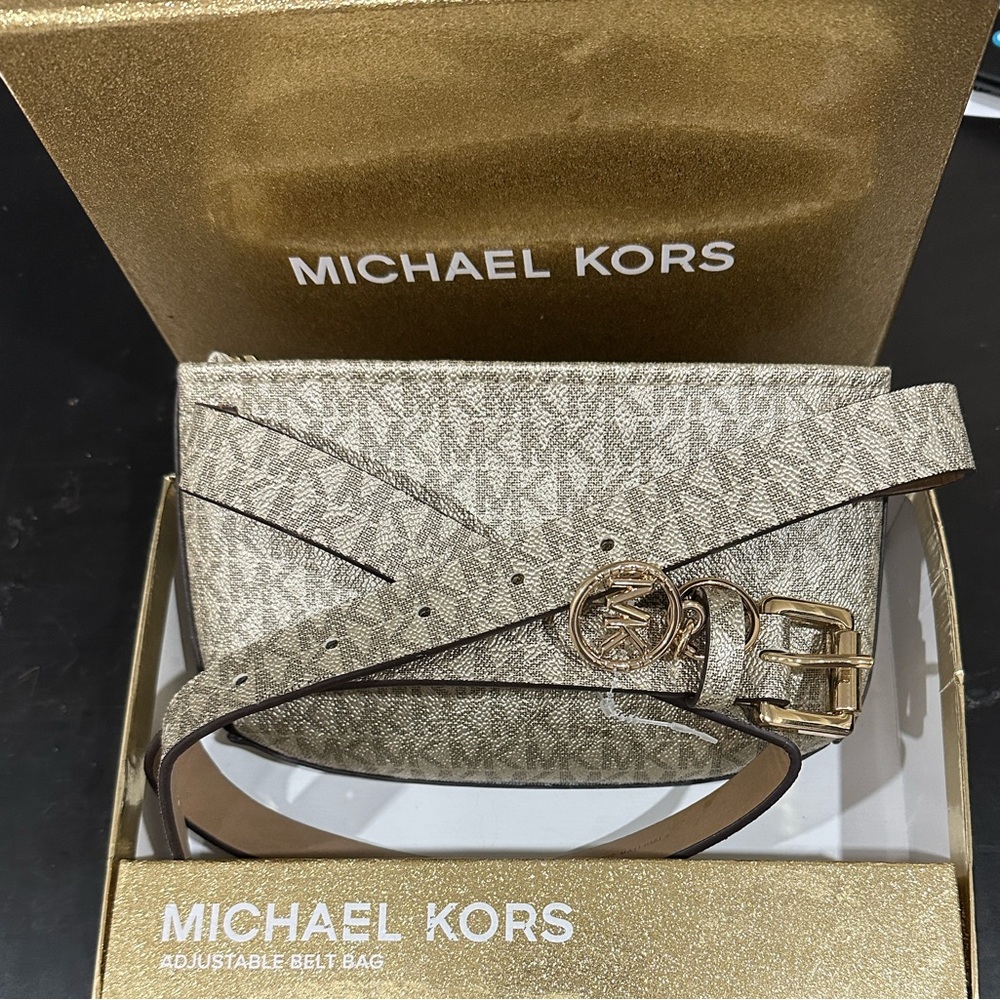 Michael Kors Gold and Cream Crossbody Bag - Picture 3 of 4